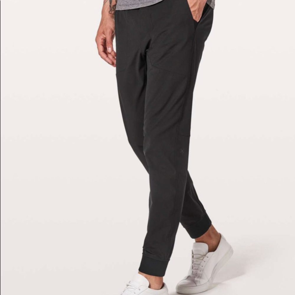 Men’s Lululemon ABC Jogger Size Medium